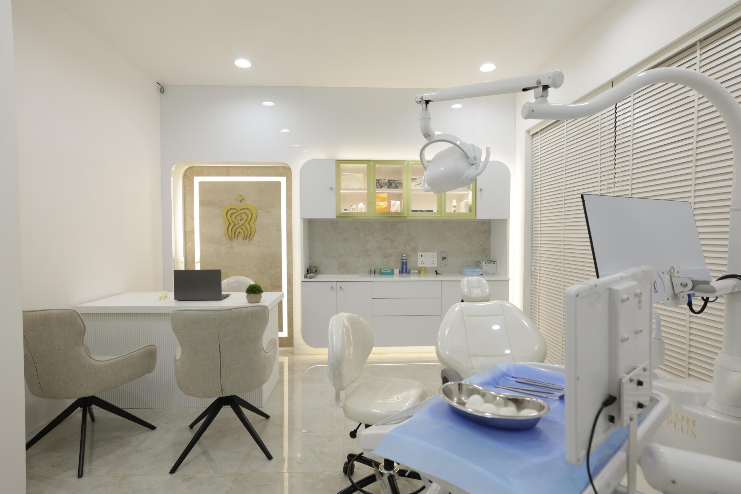 Dental Clinic In Kolathur